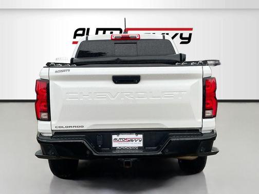Summit White 2024 Chevrolet Colorado Z71