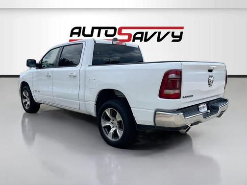 Bright White Clearcoat 2024 RAM 1500 Laramie