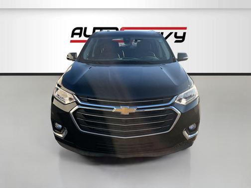 Mosaic Black Metallic 2018 Chevrolet Traverse High Country