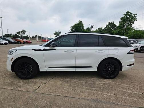 2024 Lincoln Aviator Reserve