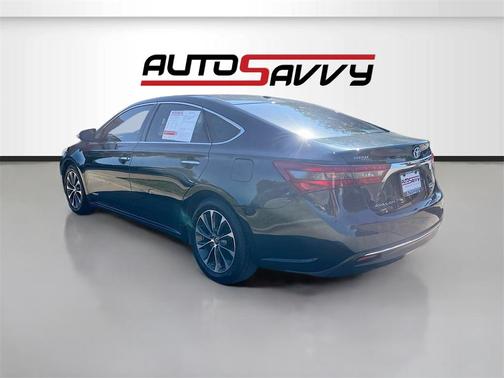2016 Toyota Avalon Hybrid XLE Plus