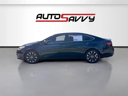 2016 Toyota Avalon Hybrid XLE Plus