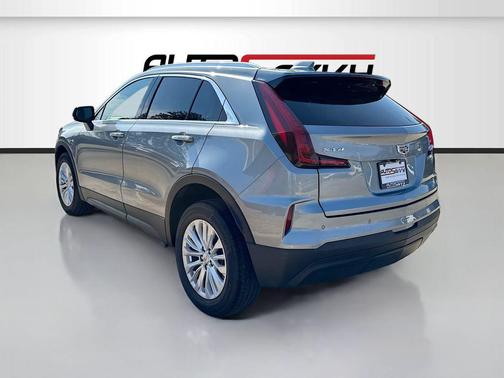 2024 Cadillac XT4 Luxury