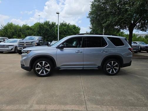 2023 Honda Pilot Touring 8-Passenger