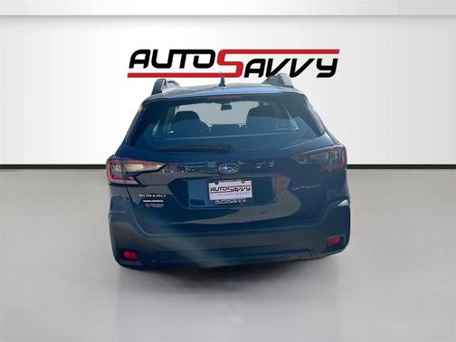 2024 Subaru Outback Base