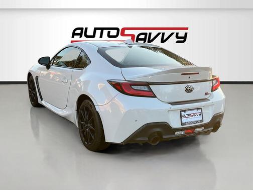 2023 Toyota GR86 Premium