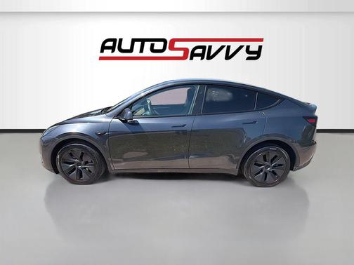 2024 Tesla Model Y Long Range Dual Motor All-Wheel Drive