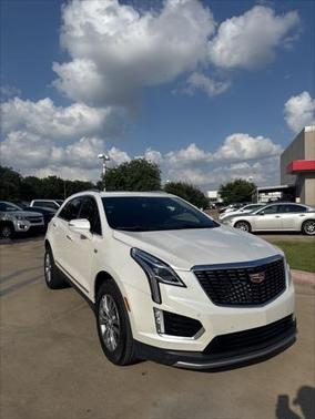 2022 Cadillac XT5 Premium Luxury