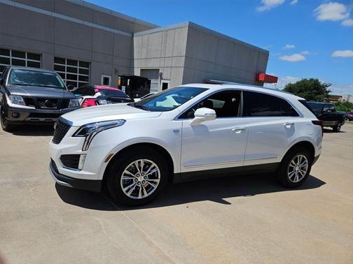 2022 Cadillac XT5 Premium Luxury