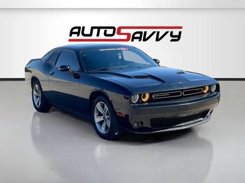 2021 Dodge Challenger SXT