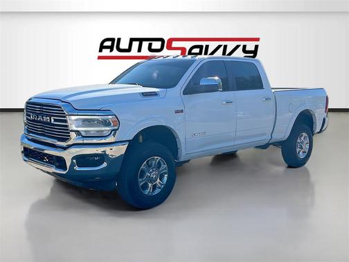 2019 RAM 2500 Laramie Crew Cab 4x4 6'4' Box