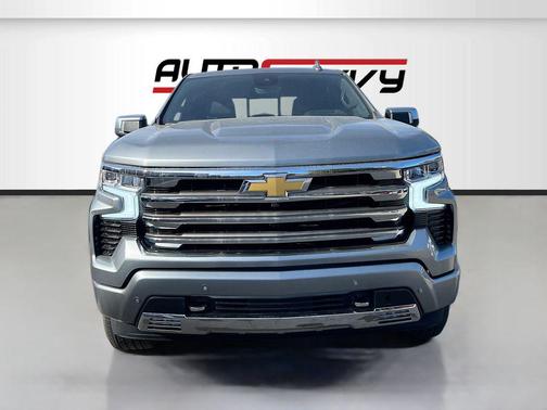 Sterling Gray Metallic 2023 Chevrolet Silverado 1500 High Country