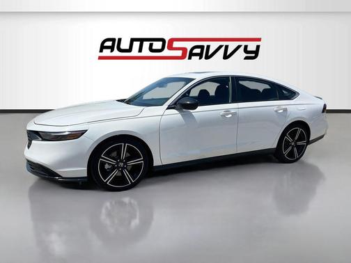Platinum White Pearl 2025 Honda Accord Hybrid Sport
