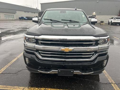 2017 Chevrolet Silverado 1500 High Country