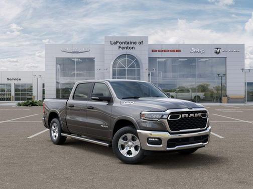 Granite Crystal Metallic Clearcoat 2026 RAM 1500 Big Horn/Lone Star