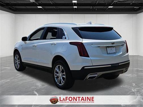 2022 Cadillac XT5 Premium Luxury