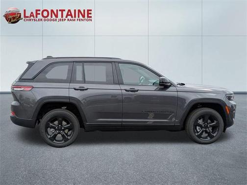 2025 Jeep Grand Cherokee Altitude