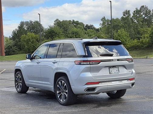 2024 Jeep Grand Cherokee Overland