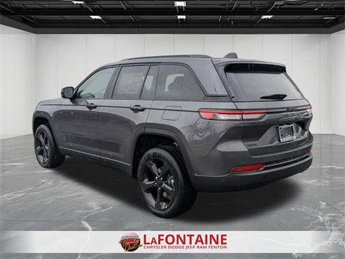 2025 Jeep Grand Cherokee Altitude