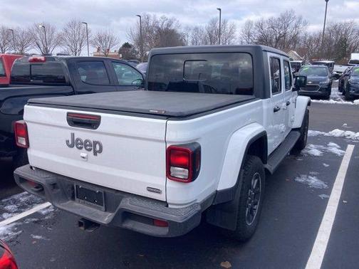 Photo 4 of 13 of 2020 Jeep Gladiator Overland