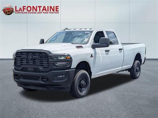 2025 RAM 2500 Tradesman Crew Cab 4x4 8' Box