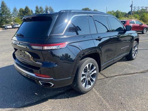 2023 Jeep Grand Cherokee Overland