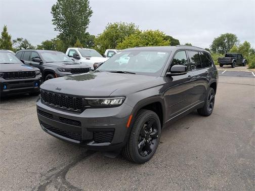 2025 Jeep Grand Cherokee L Altitude