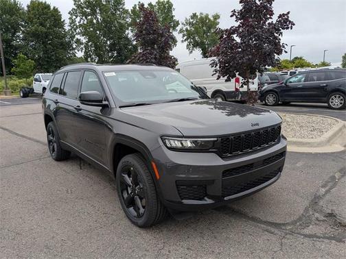 2025 Jeep Grand Cherokee L Altitude