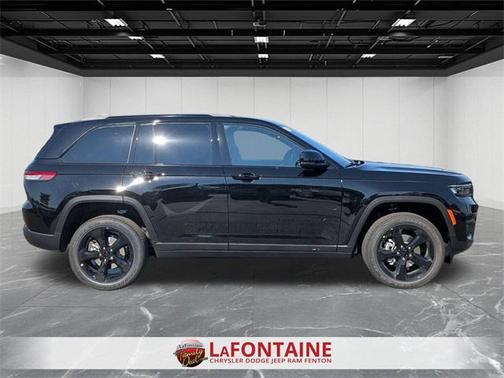 2025 Jeep Grand Cherokee Altitude