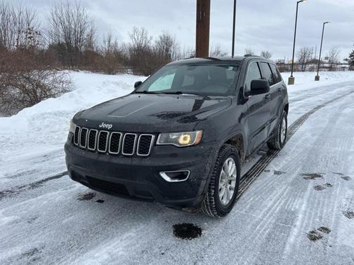 2021 Jeep Grand Cherokee Laredo