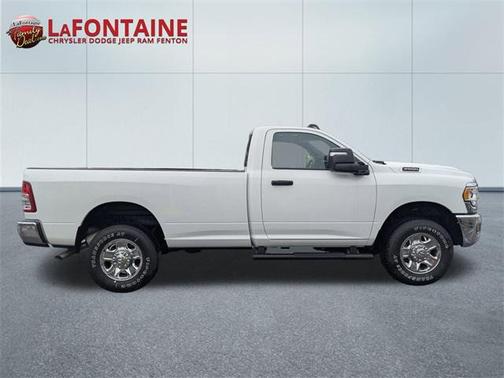 2024 RAM 2500 Tradesman Regular Cab 4x4 8' Box