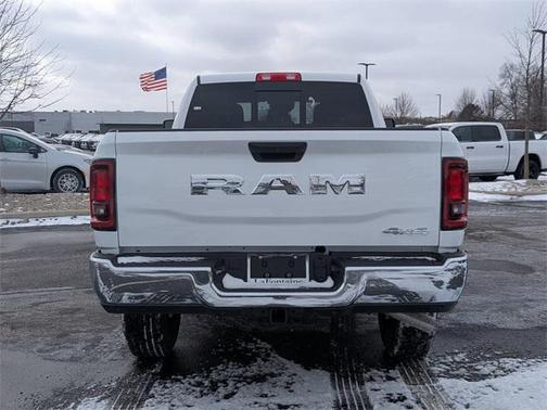 2026 RAM 2500 Tradesman Crew Cab 4x4 6'4' Box