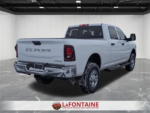 2026 RAM 2500 Tradesman Crew Cab 4x4 6'4' Box