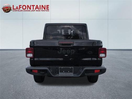 2025 Jeep Gladiator Sport S