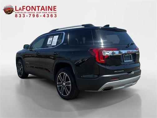 2022 GMC Acadia AWD SLT