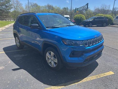 Laser Blue Pearlcoat 2022 Jeep Compass Latitude