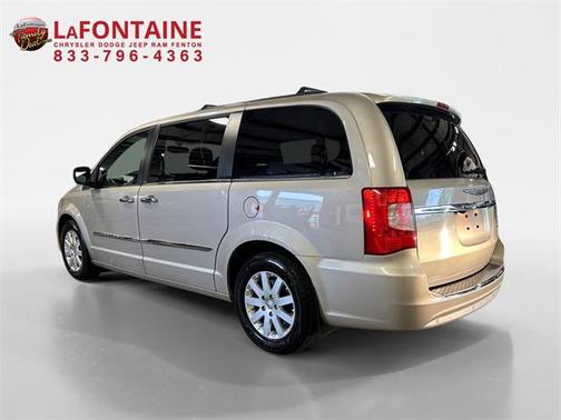 2012 Chrysler Town & Country Touring-L