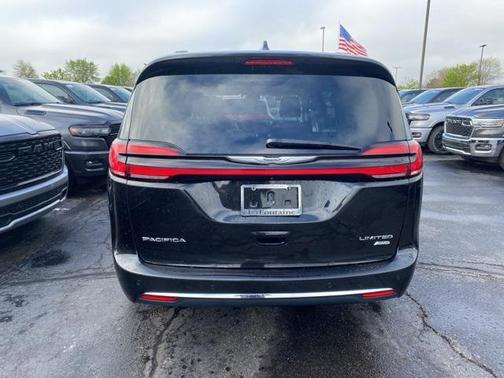 2022 Chrysler Pacifica Limited