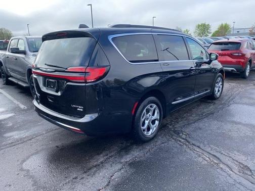 2022 Chrysler Pacifica Limited