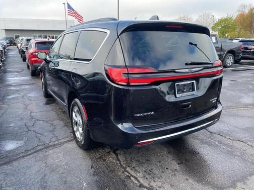 2022 Chrysler Pacifica Limited