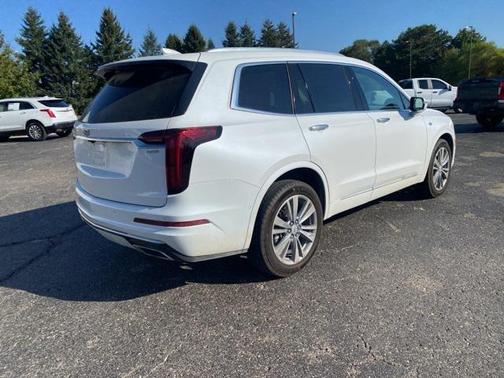 2024 Cadillac XT6 Premium Luxury AWD