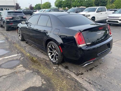 2017 Chrysler 300 S
