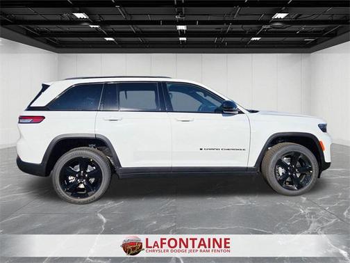 2025 Jeep Grand Cherokee Altitude