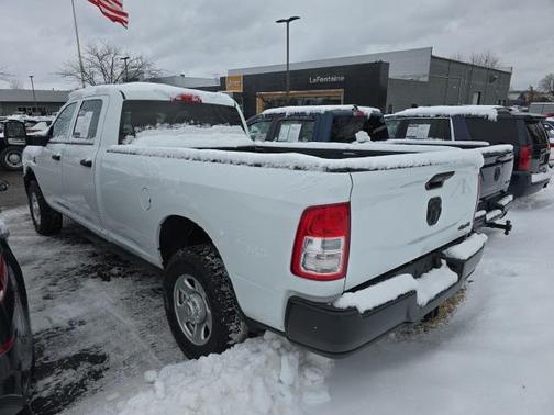 2024 RAM 3500 Tradesman Crew Cab 4x4 8' Box