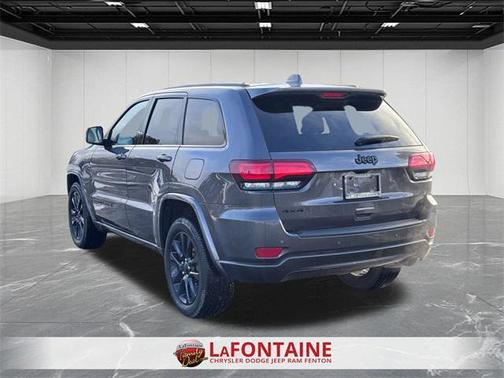2021 Jeep Grand Cherokee Laredo