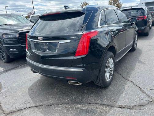 Black Metallic 2017 Cadillac XT5 Luxury