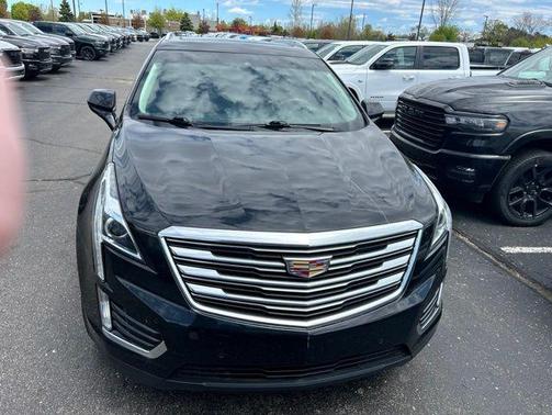 Black Metallic 2017 Cadillac XT5 Luxury