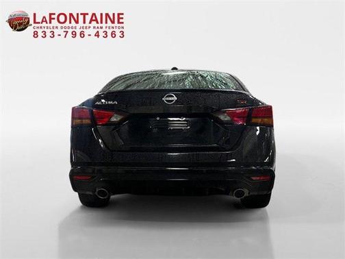 2024 Nissan Altima SR FWD