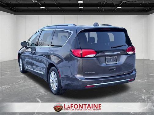 2018 Chrysler Pacifica Touring-L Plus
