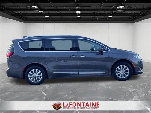 2018 Chrysler Pacifica Touring-L Plus